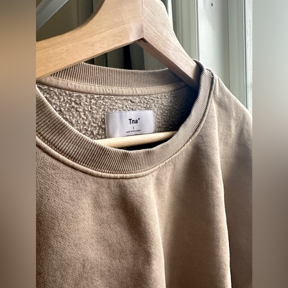 TNA size 1 cropped fleece top - Picture 2 of 5